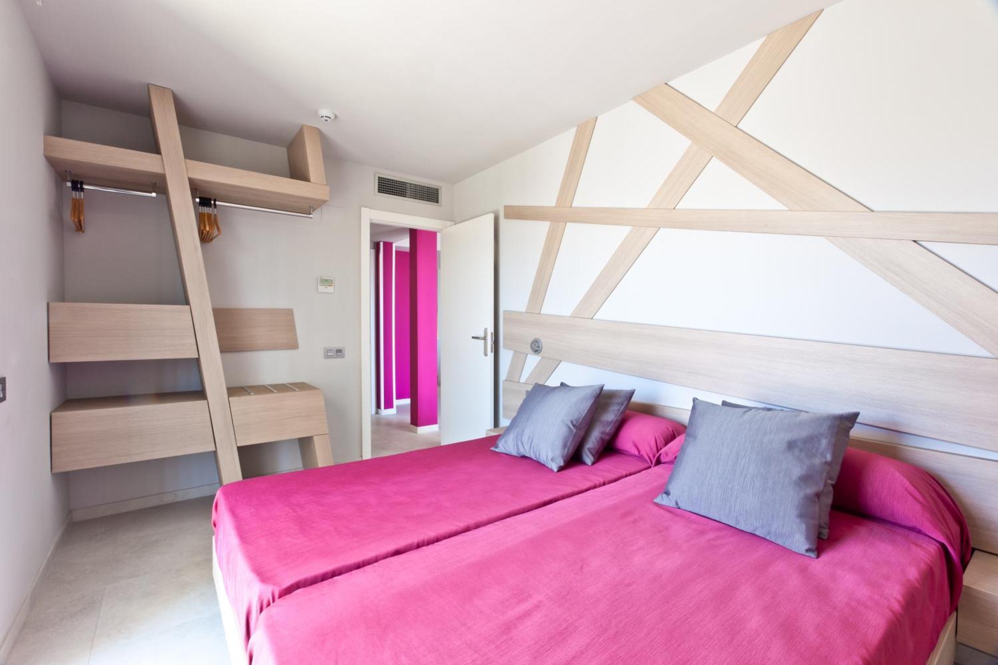 Ryans Ibiza Apartments - Only Adults Phòng bức ảnh