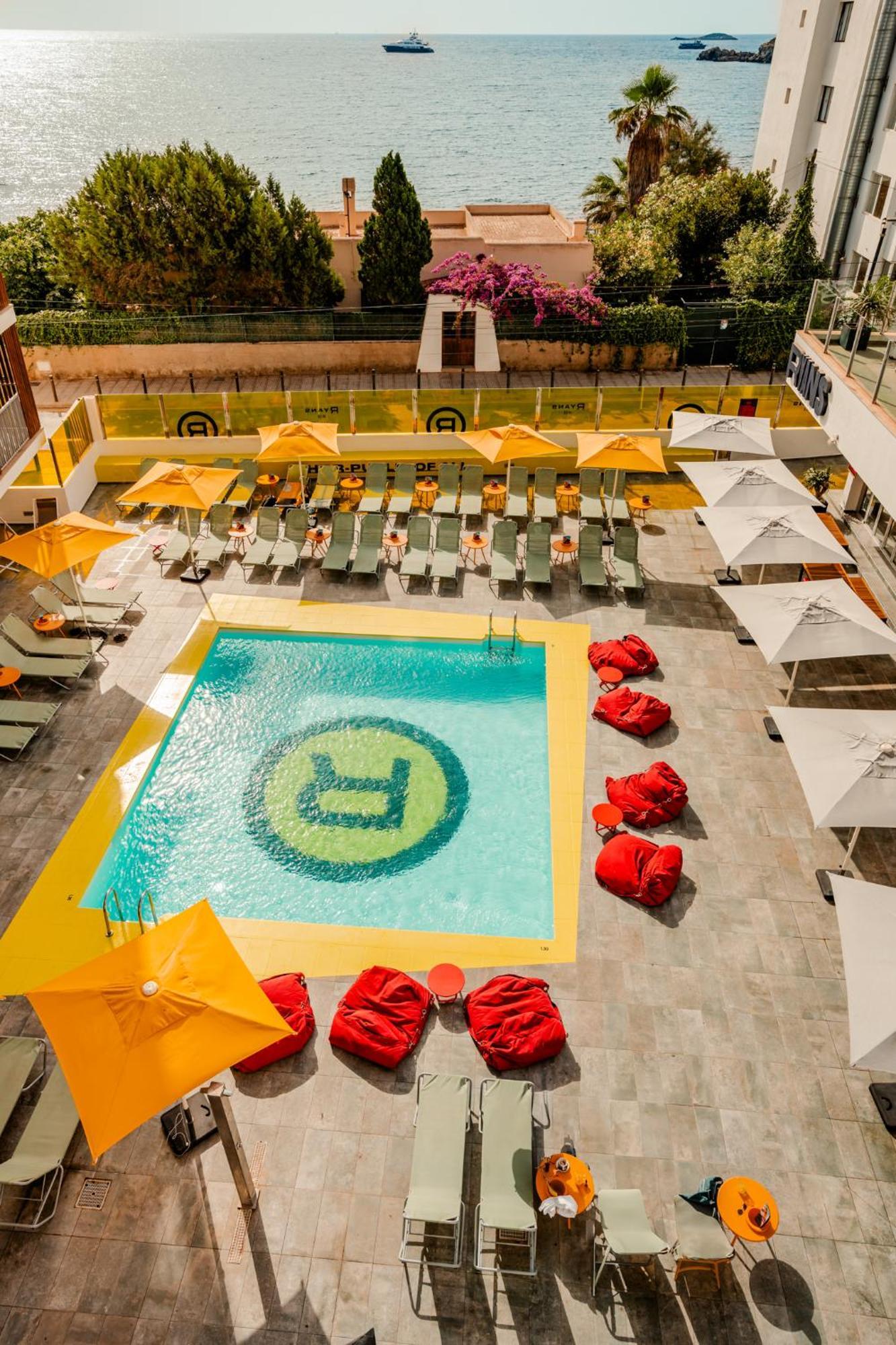 Ryans Ibiza Apartments - Only Adults Ngoại thất bức ảnh