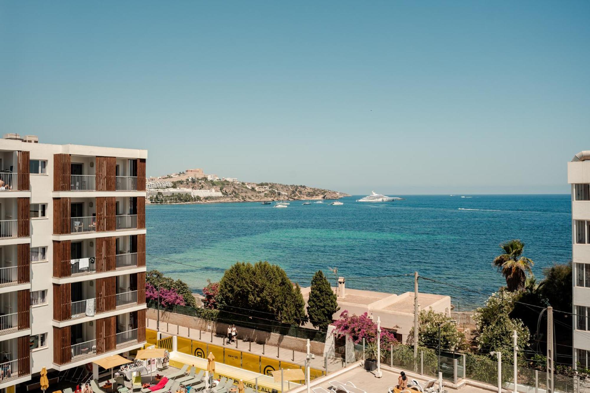 Ryans Ibiza Apartments - Only Adults Ngoại thất bức ảnh