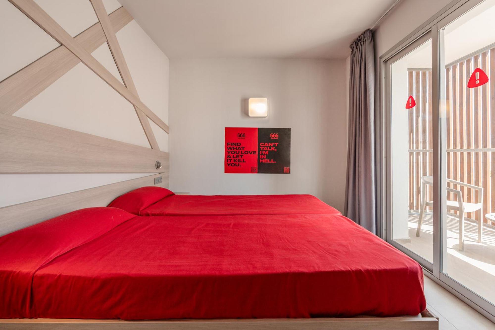 Ryans Ibiza Apartments - Only Adults Ngoại thất bức ảnh