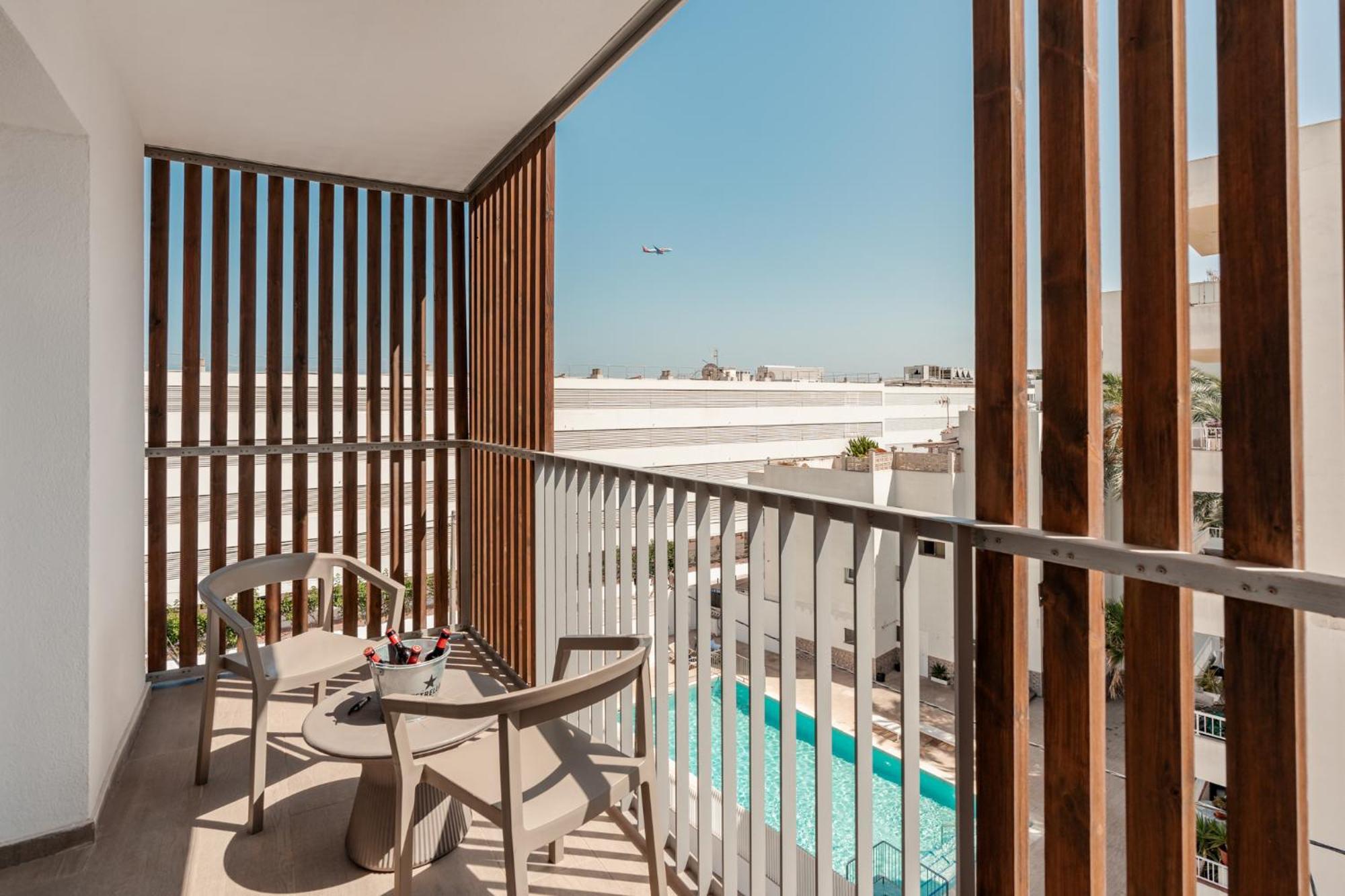 Ryans Ibiza Apartments - Only Adults Ngoại thất bức ảnh
