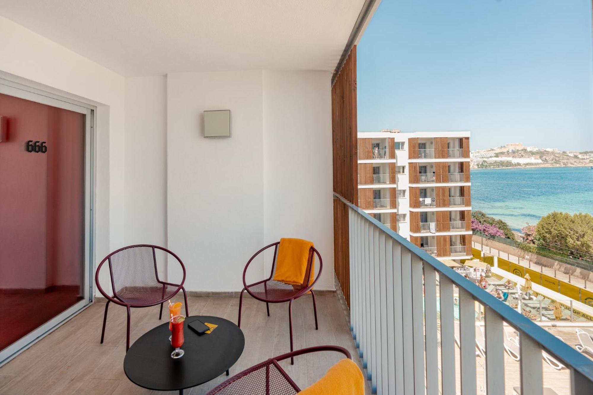 Ryans Ibiza Apartments - Only Adults Ngoại thất bức ảnh